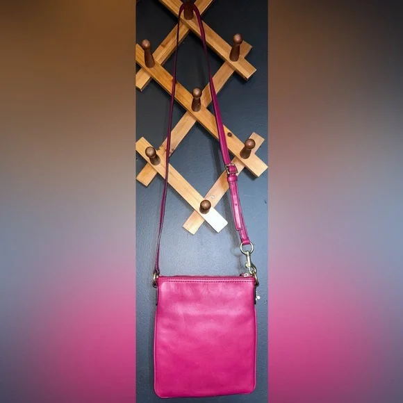 Coach 47989 Legacy Leather
Swingpack Crossbody Bag - Picture 11 of 16